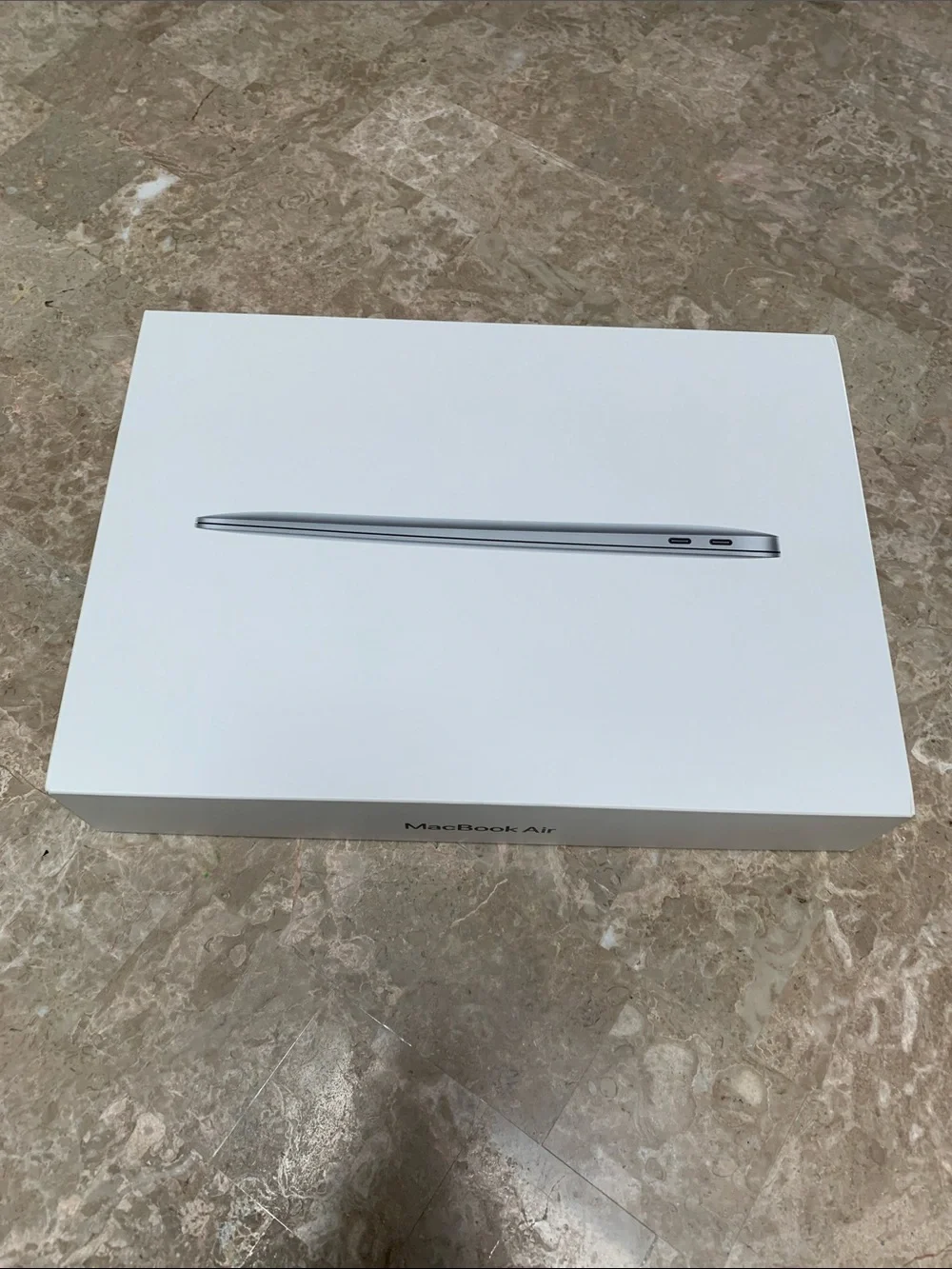 Apple MacBook Air 13-inch BOX ONLY , NO LAPTOP. Pre-Owned. . Model A2179.